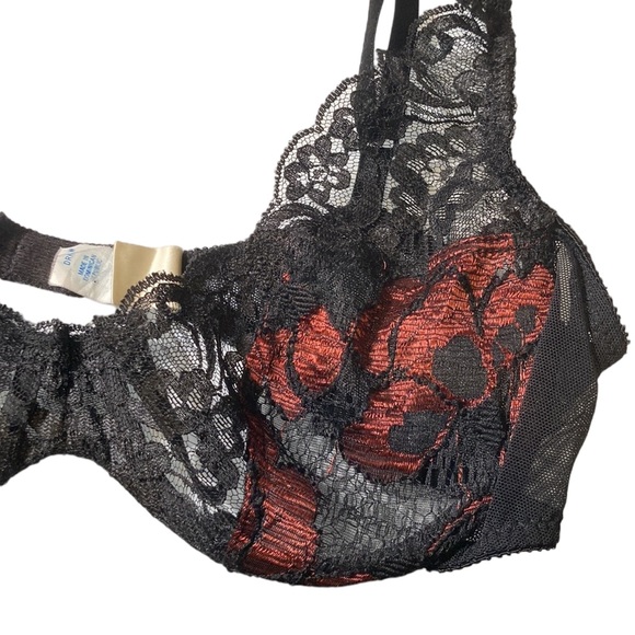 Vintage Victoria’s Secret Lace Bra 36B - Picture 4 of 11